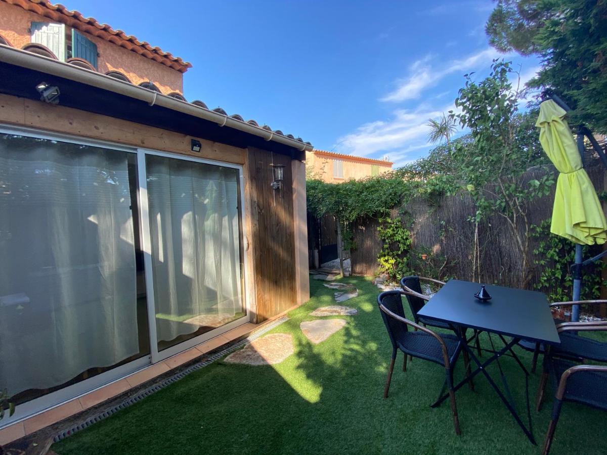 Agreable Studio Proche Sttropez Piscine Et Tennis Gassin Exterior photo